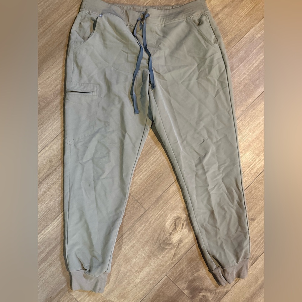 Figs scrub pants